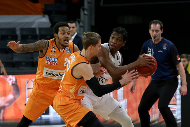 却以一种不 却以一种不