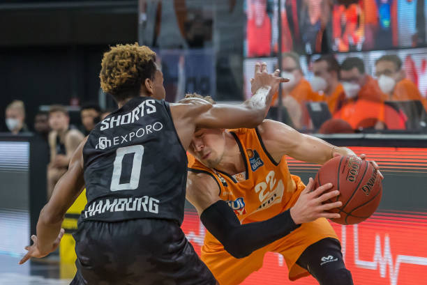 彰显了俱乐 彰显了俱乐